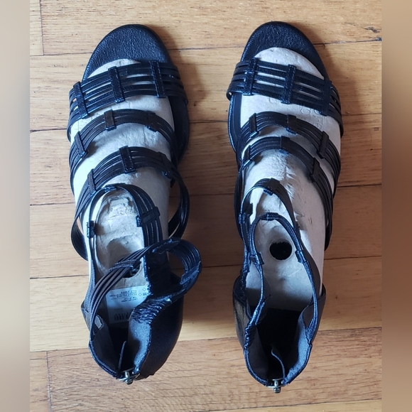 FARYLROBIN Anthropologie $225 Black Gladiator sandals Size 8.5 - Picture 3 of 6